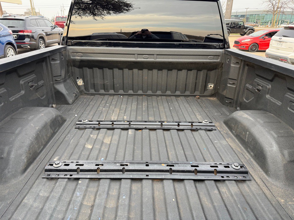 2020 GMC Sierra Image 16