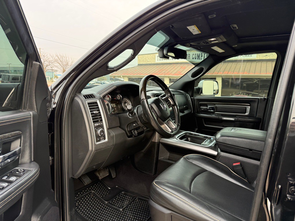 2017 RAM 3500 Image 16