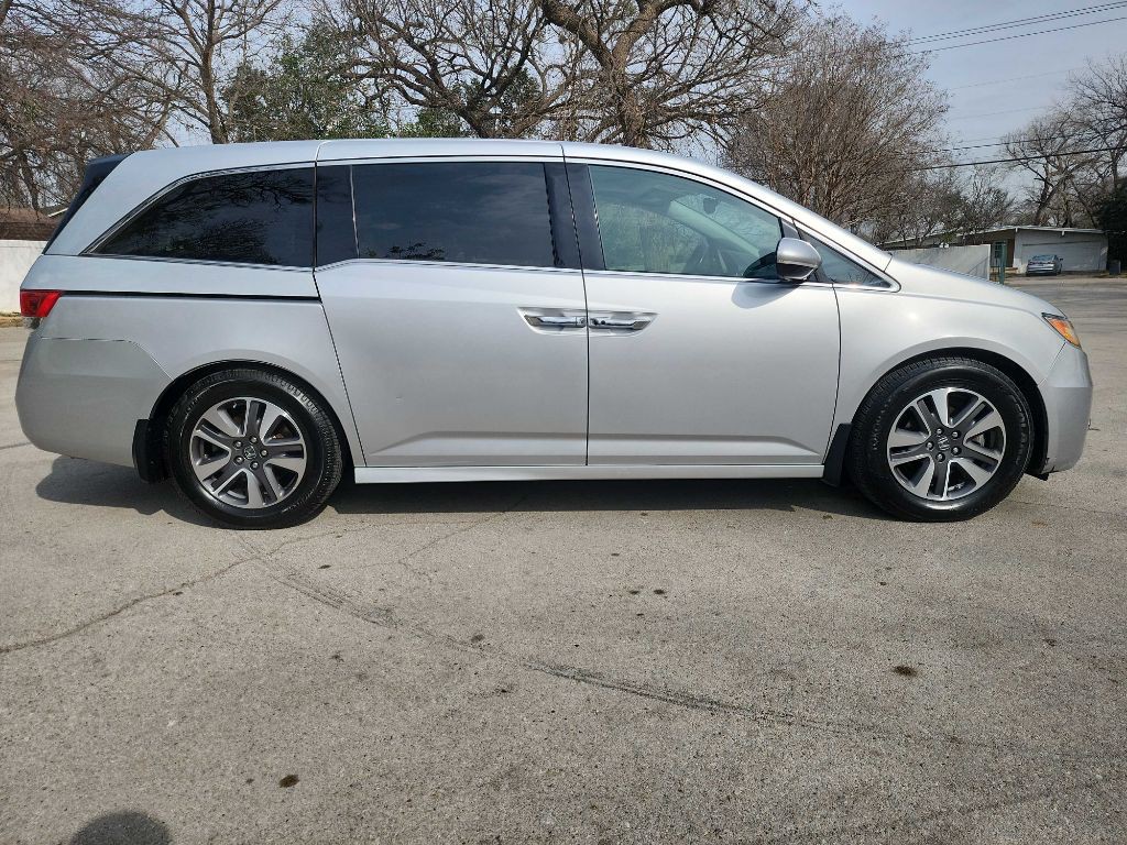 2014 Honda Odyssey Image 10