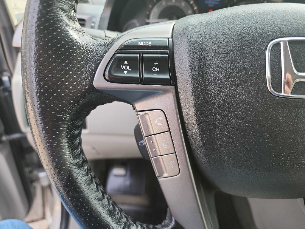 2014 Honda Odyssey Image 20