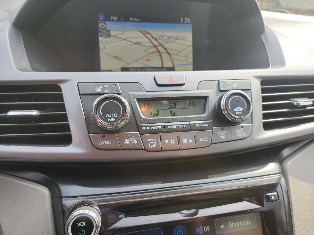 2014 Honda Odyssey Image 25