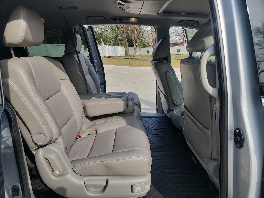 2014 Honda Odyssey Image 42