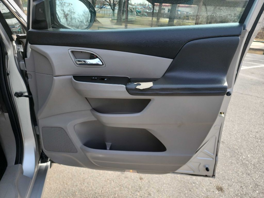 2014 Honda Odyssey Image 44
