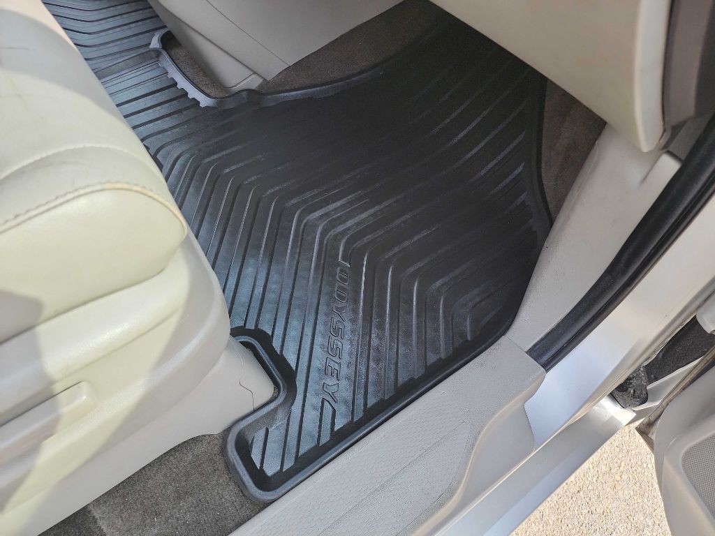 2014 Honda Odyssey Image 46