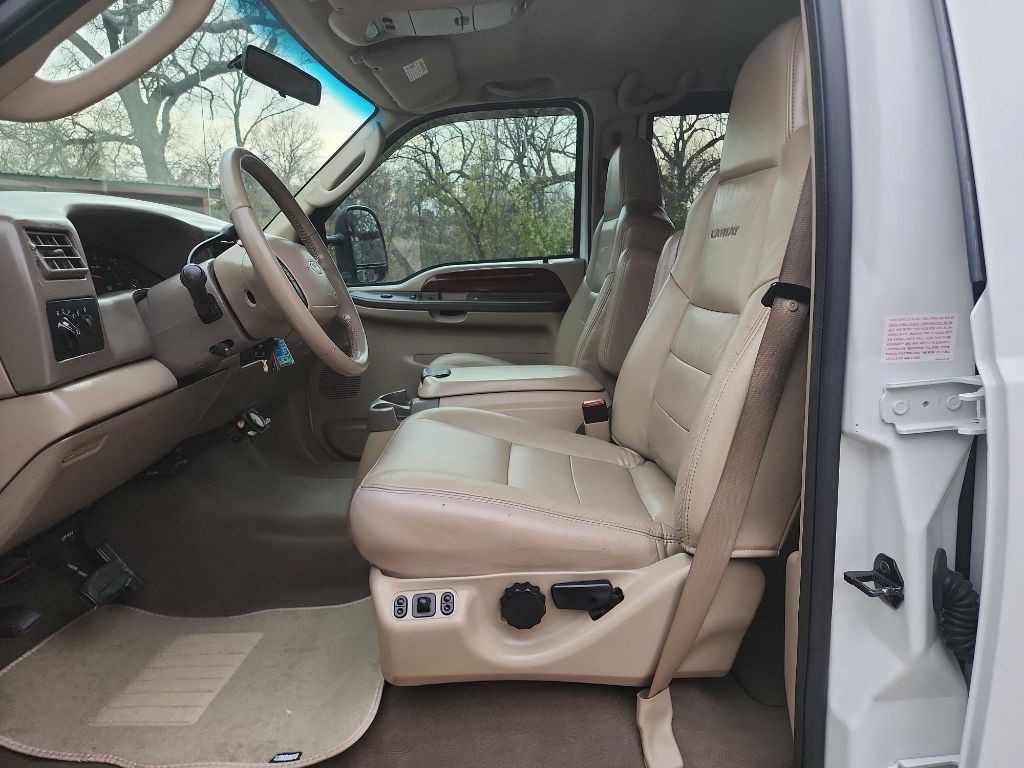 2004 Ford F-250 Image 16