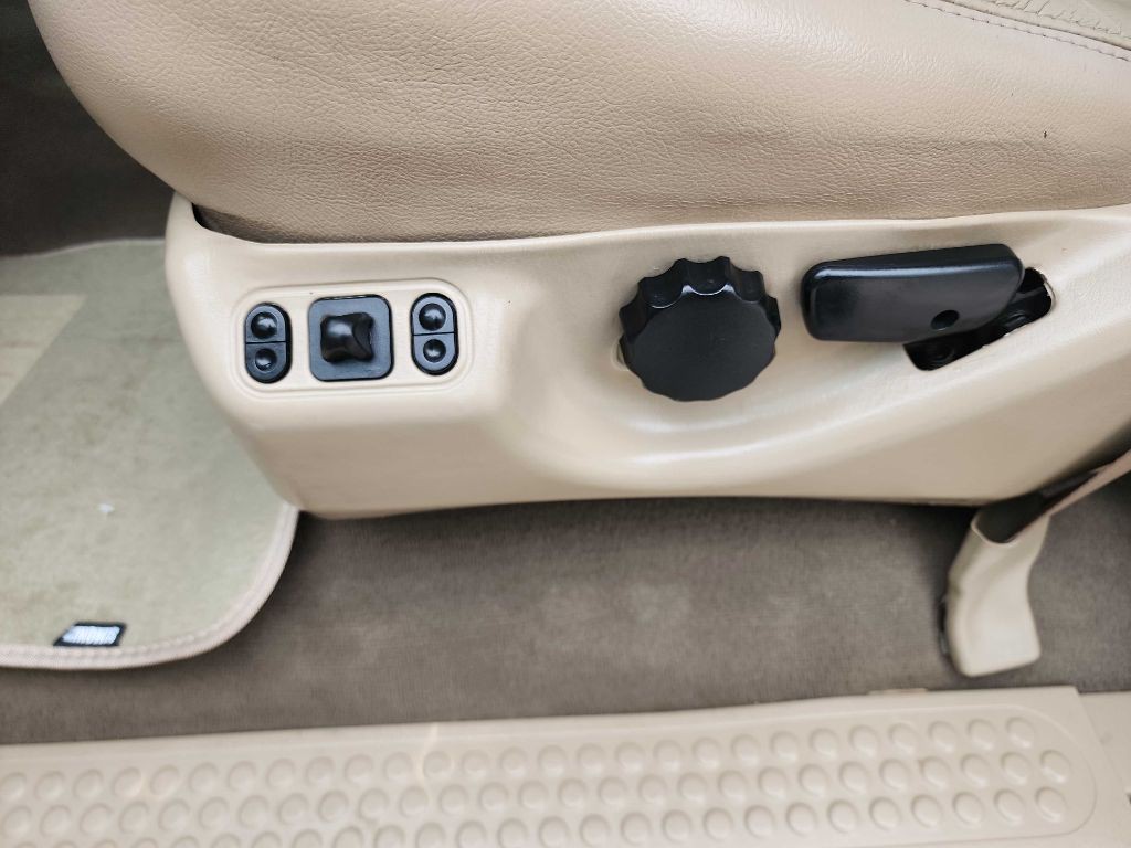 2004 Ford F-250 Image 18