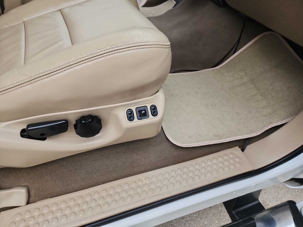 2004 Ford F-250 Image 38
