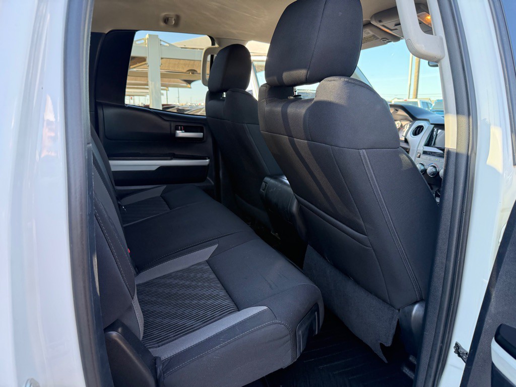 2014 Toyota Tundra Image 19