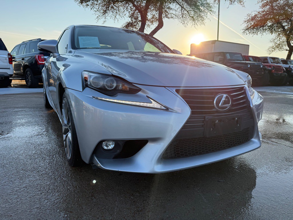 2015 Lexus IS Image 1