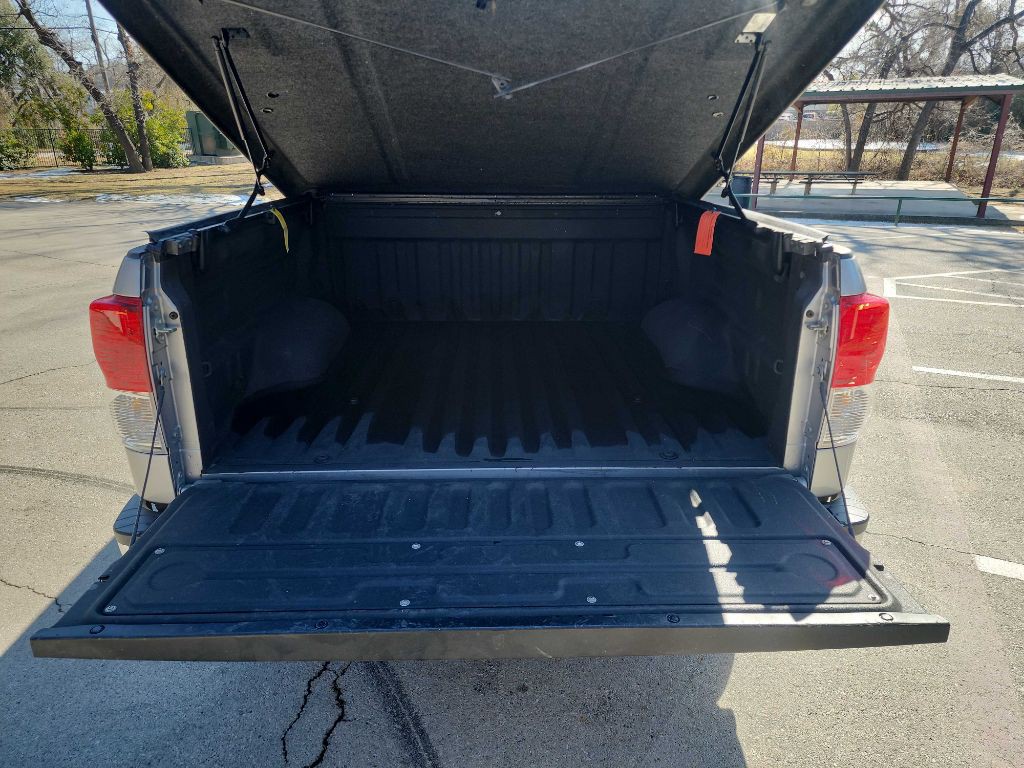 2010 Toyota Tundra Image 8