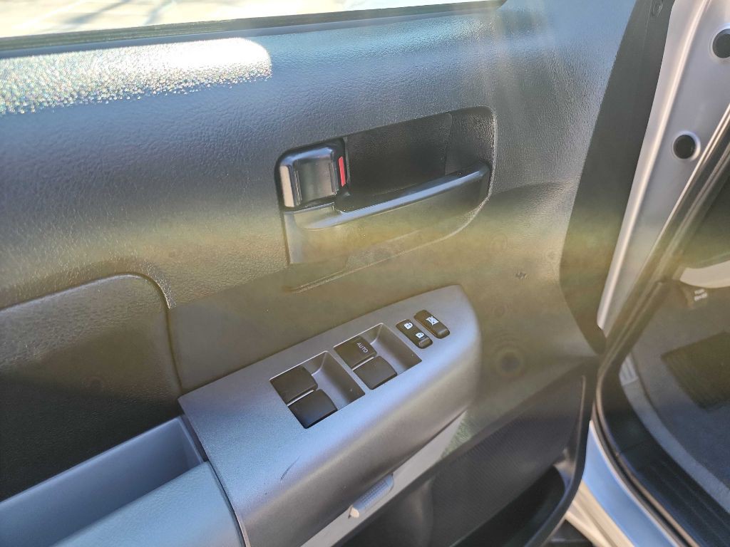 2010 Toyota Tundra Image 15