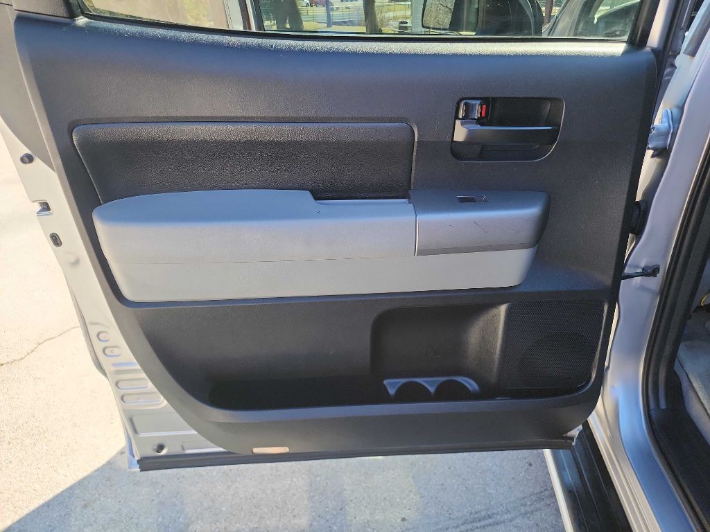 2010 Toyota Tundra Image 26