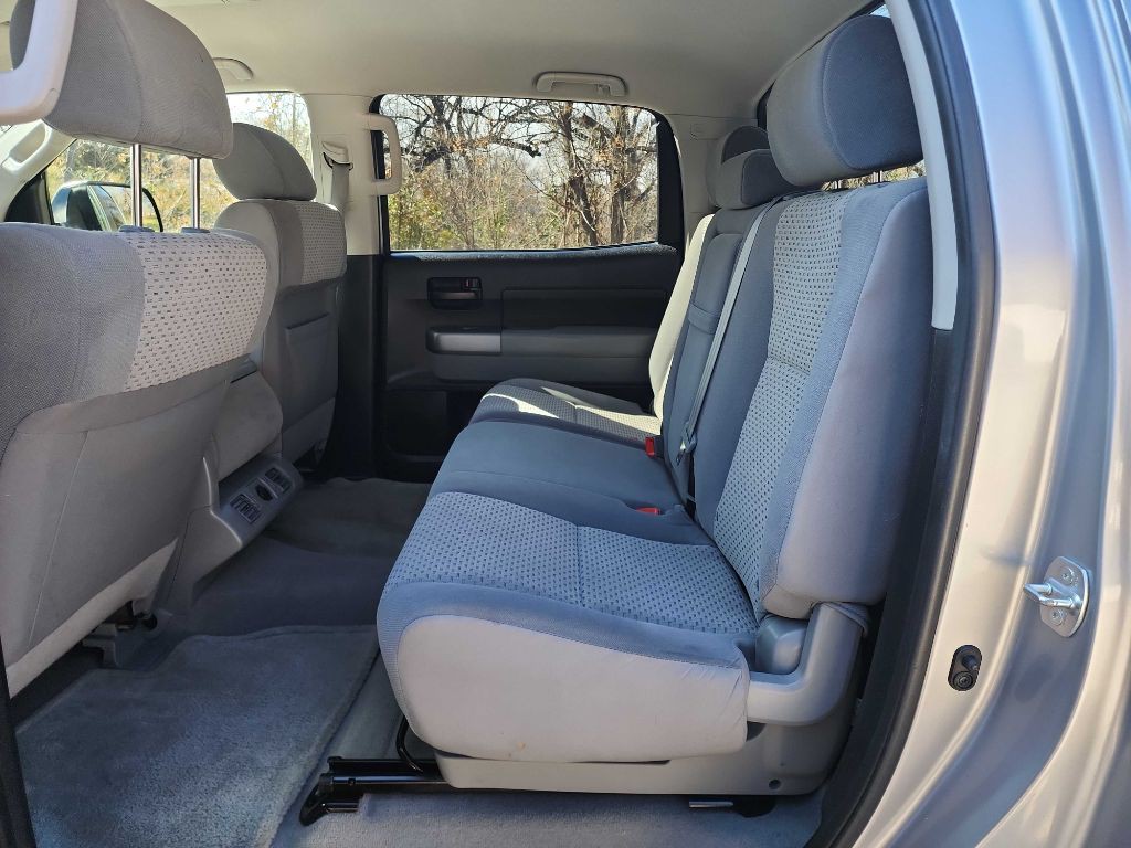 2010 Toyota Tundra Image 27