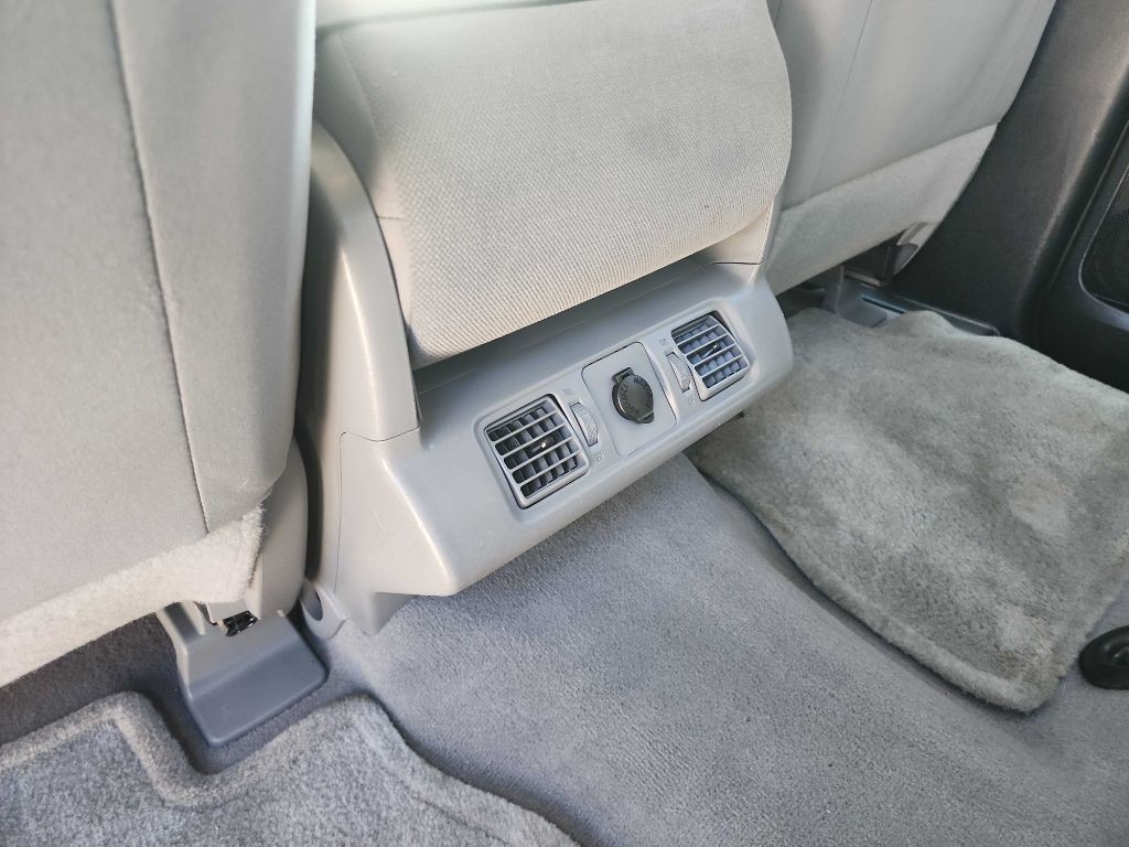 2010 Toyota Tundra Image 28