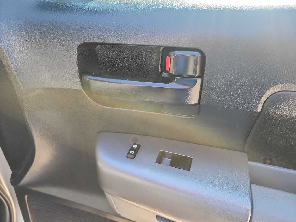 2010 Toyota Tundra Image 34