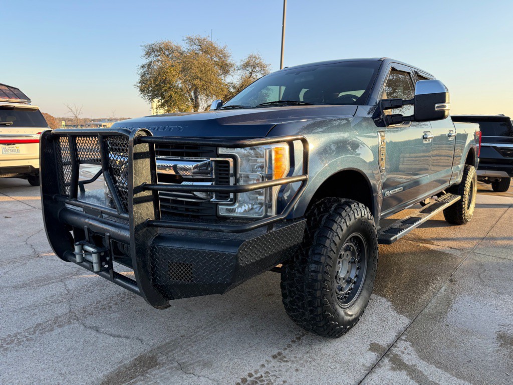 2017 Ford F-250 Image 3
