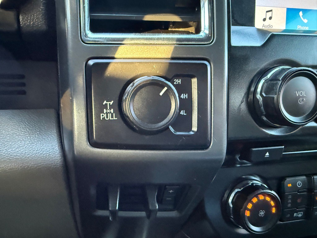 2017 Ford F-250 Image 30