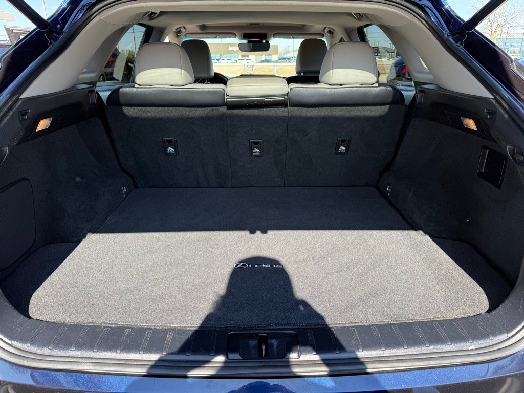 2017 Lexus RX Image 24