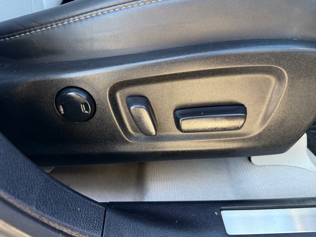 2017 Lexus RX Image 28