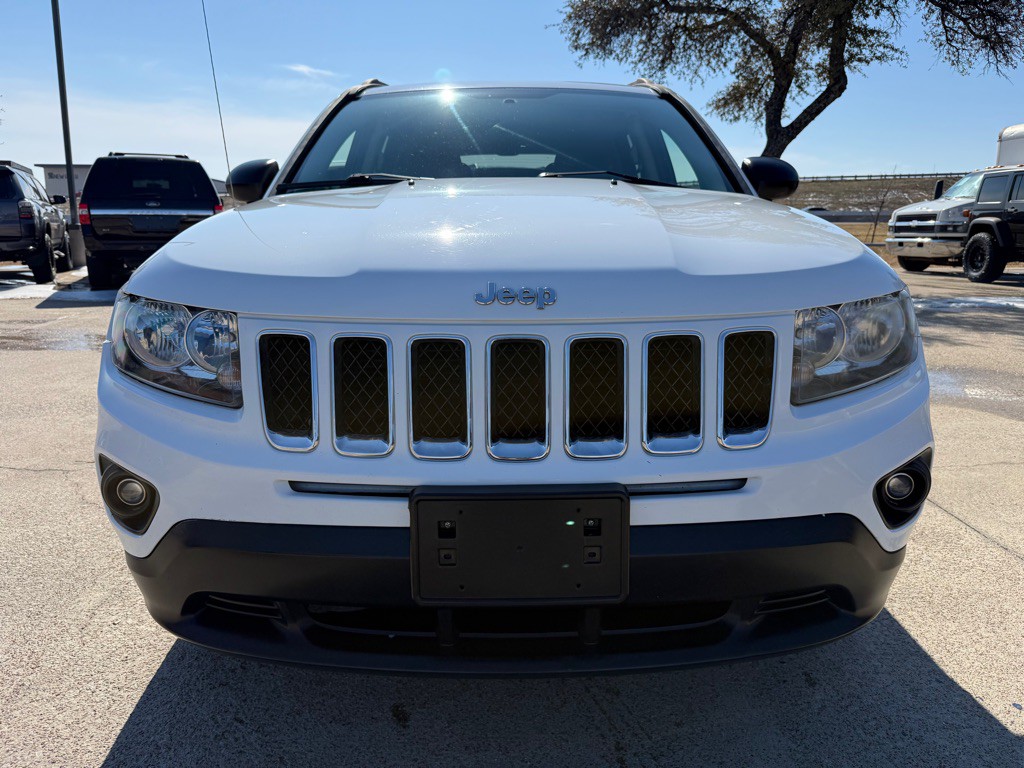 2015 Jeep Compass Image 2
