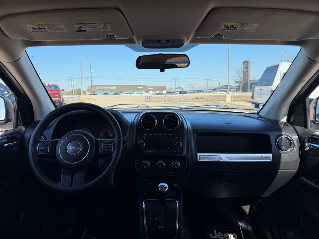 2015 Jeep Compass Image 20