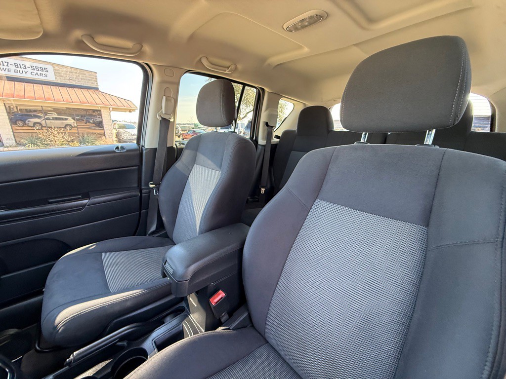 2015 Jeep Compass Image 21