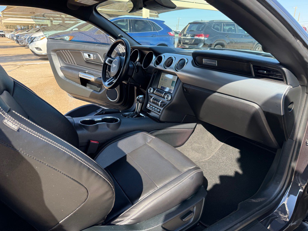 2023 Ford Mustang Image 14