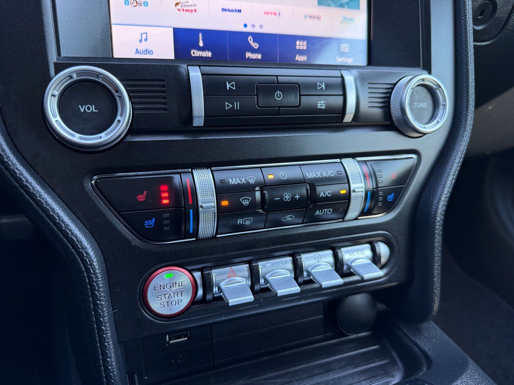 2023 Ford Mustang Image 24