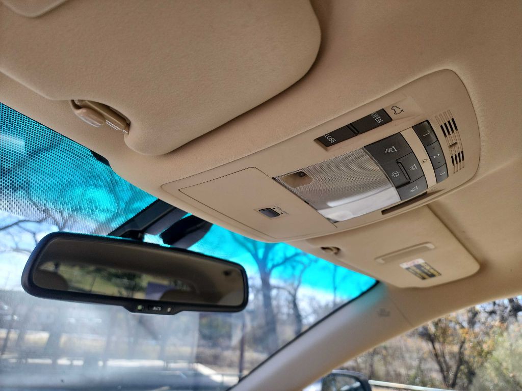 2012 Lexus RX Image 25