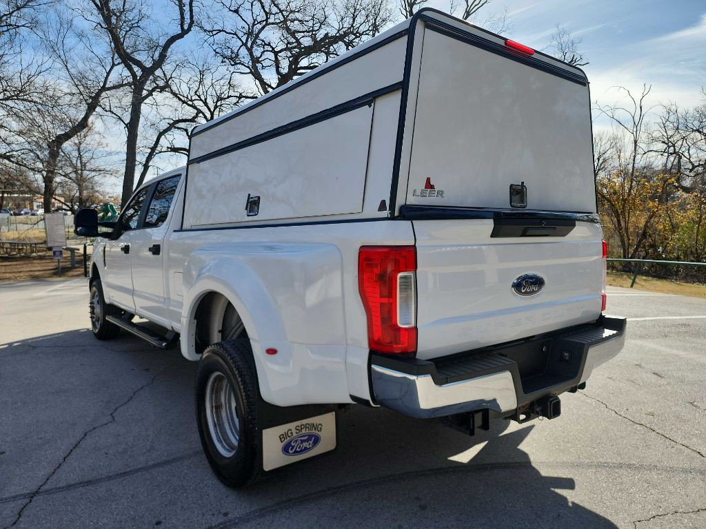 2019 Ford F-350 Image 6