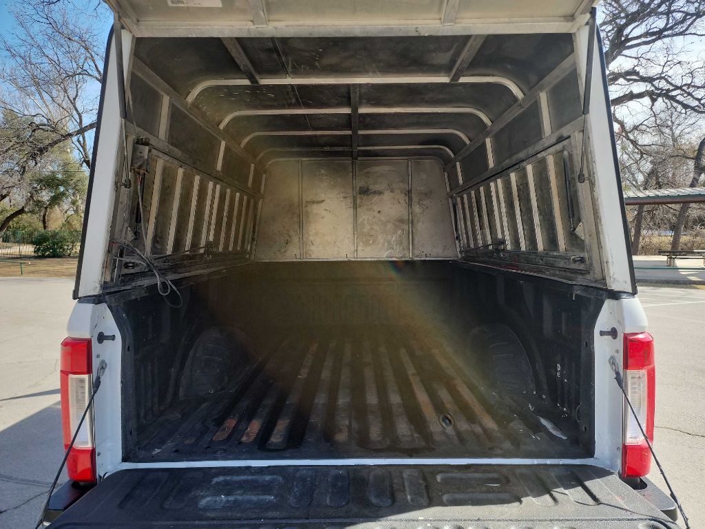 2019 Ford F-350 Image 8