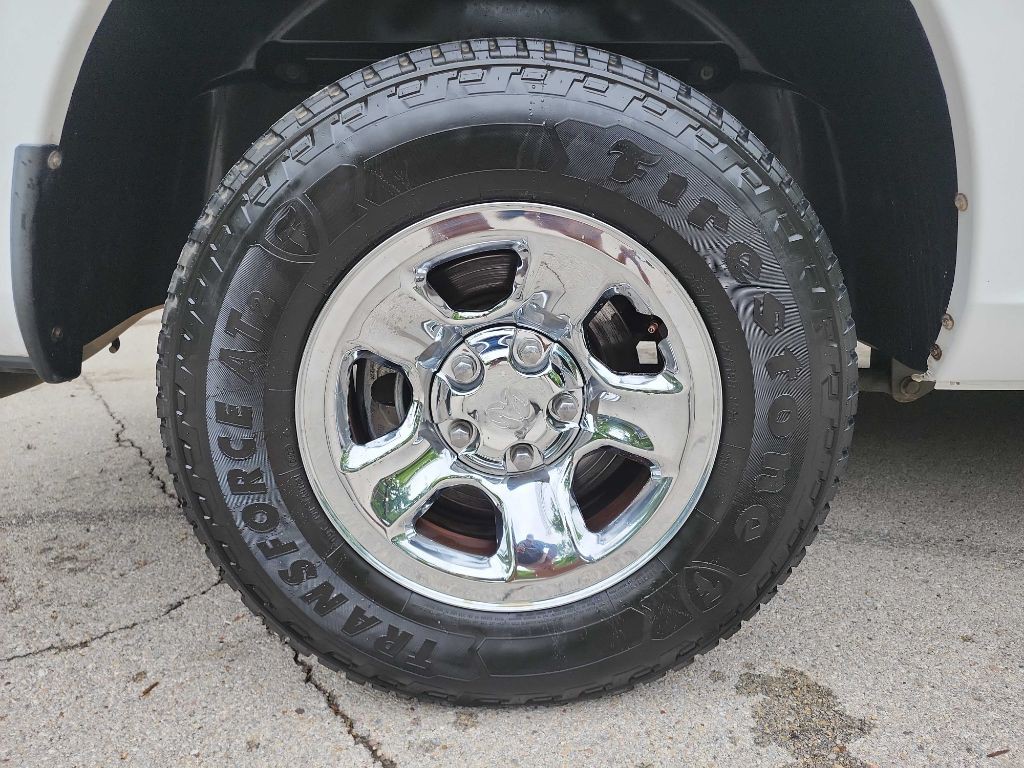 2011 Dodge Ram 1500 Image 12