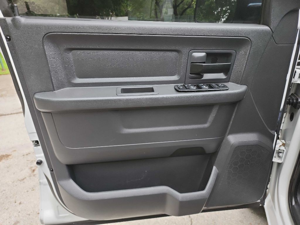 2011 Dodge Ram 1500 Image 13