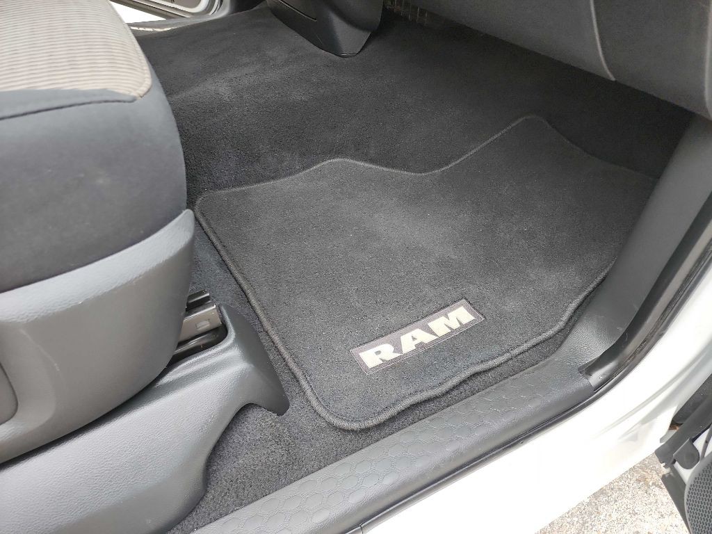 2011 Dodge Ram 1500 Image 32