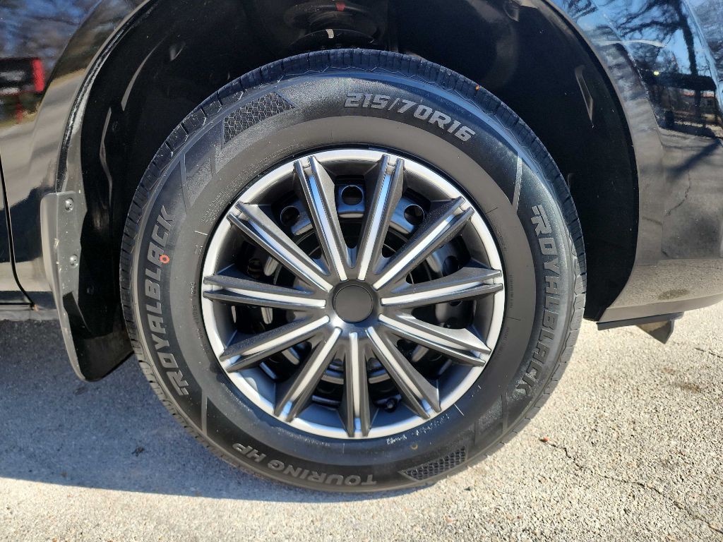 2014 Nissan Rogue Image 11