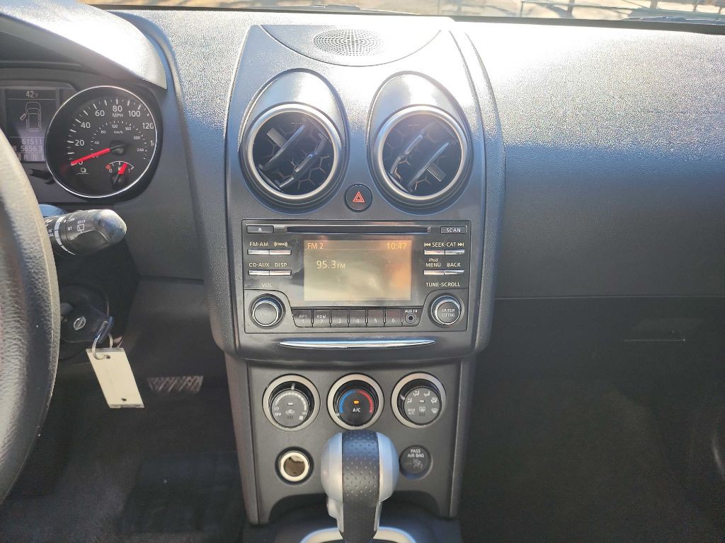 2014 Nissan Rogue Image 17