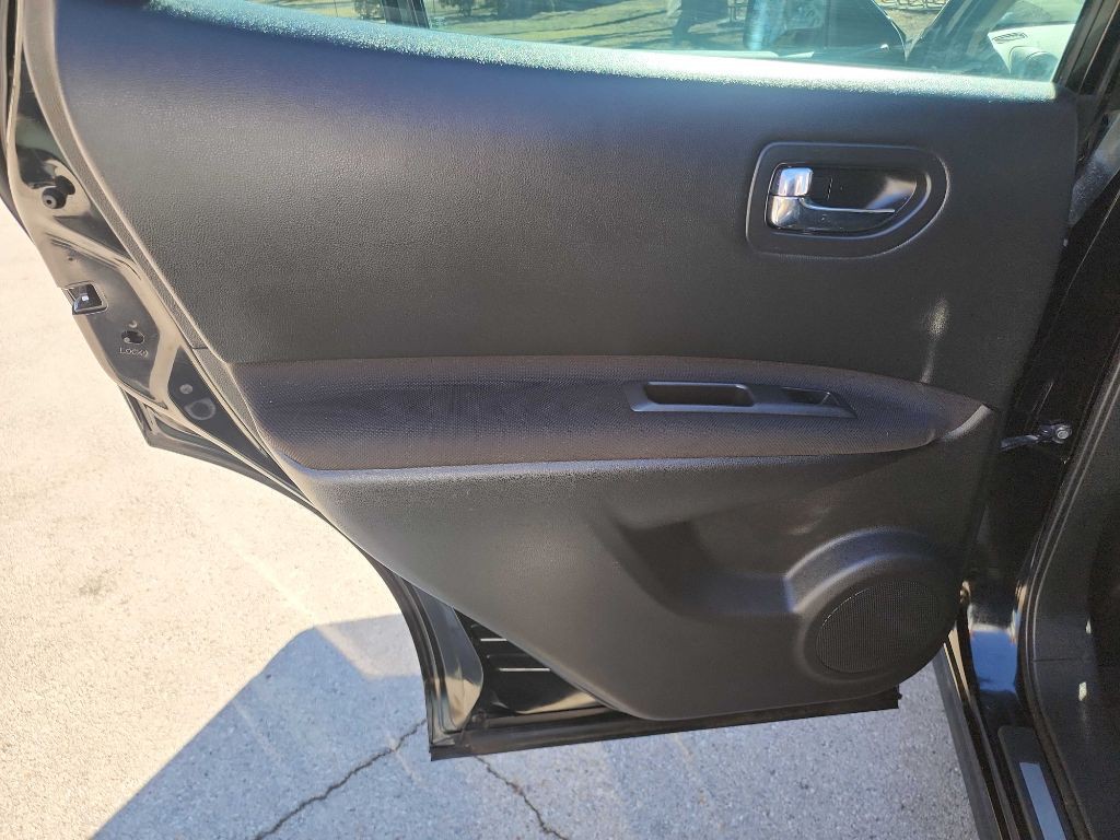 2014 Nissan Rogue Image 19