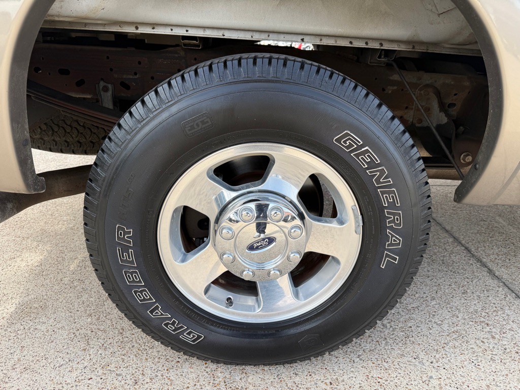2005 Ford F-250 Image 14