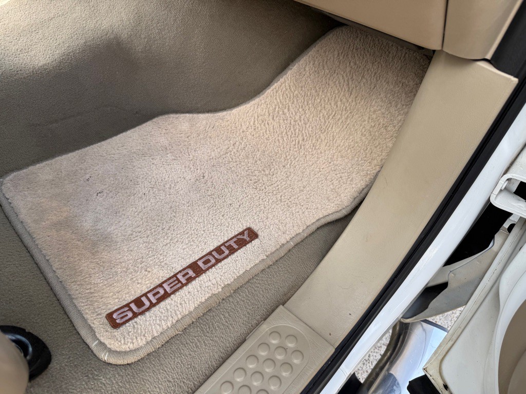 2005 Ford F-250 Image 24