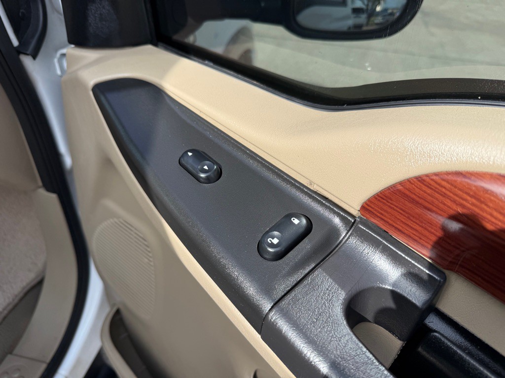 2005 Ford F-250 Image 26