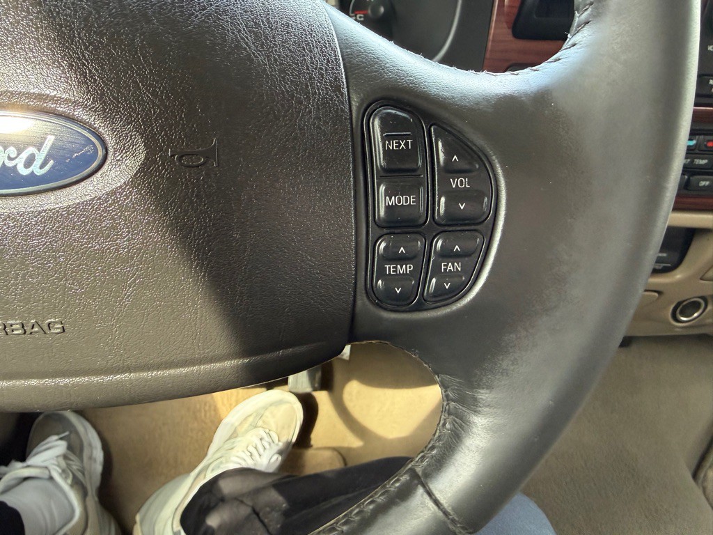 2005 Ford F-250 Image 29