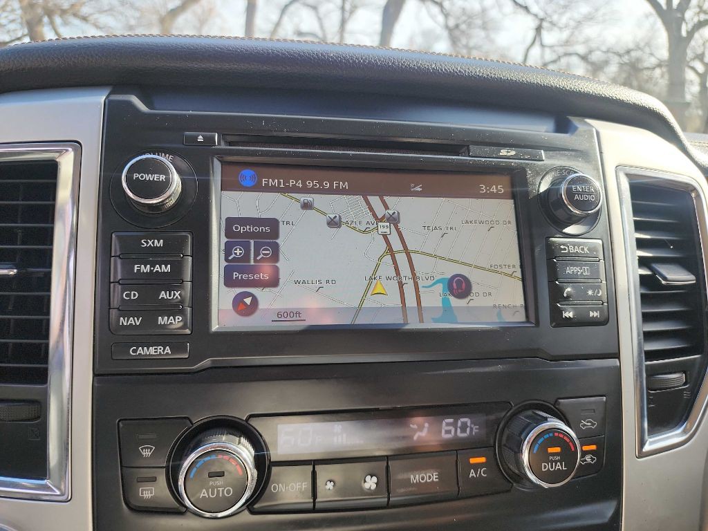 2016 Nissan Titan Image 29