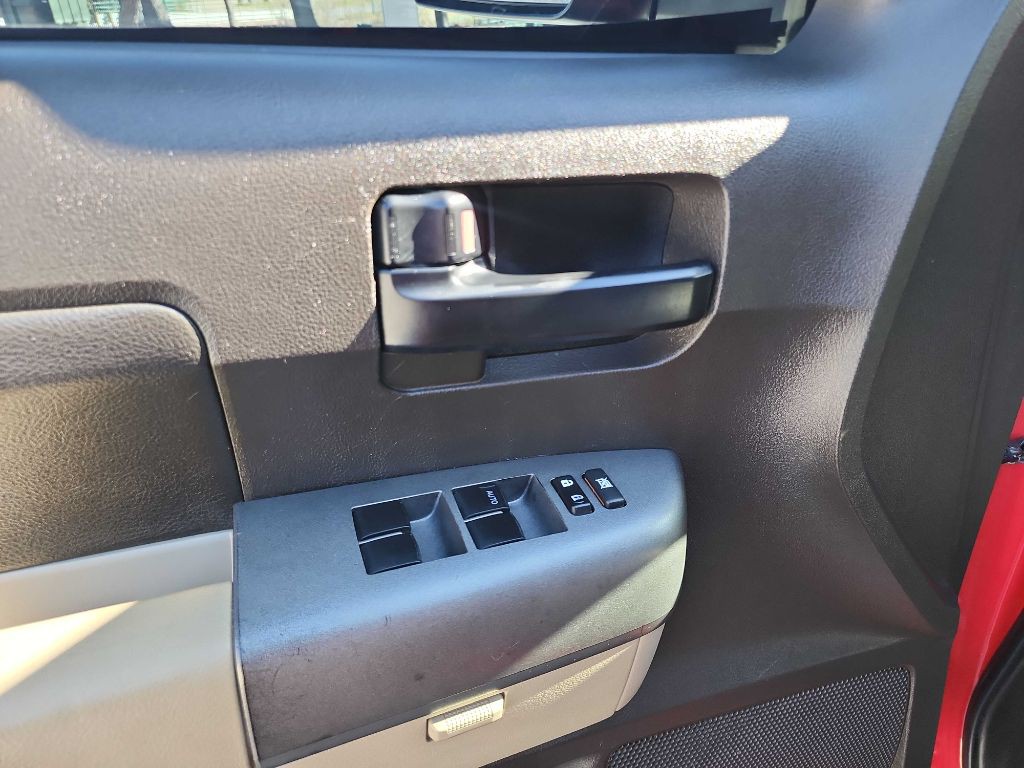 2010 Toyota Tundra Image 13