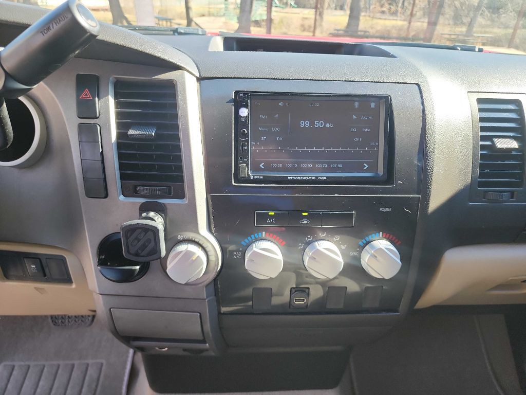 2010 Toyota Tundra Image 20