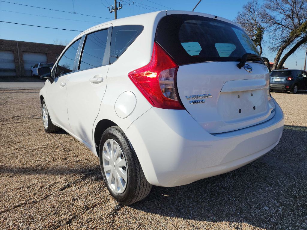 2015 Nissan Versa Image 5