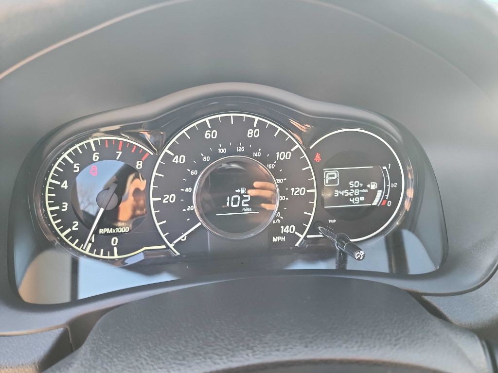 2015 Nissan Versa Image 18