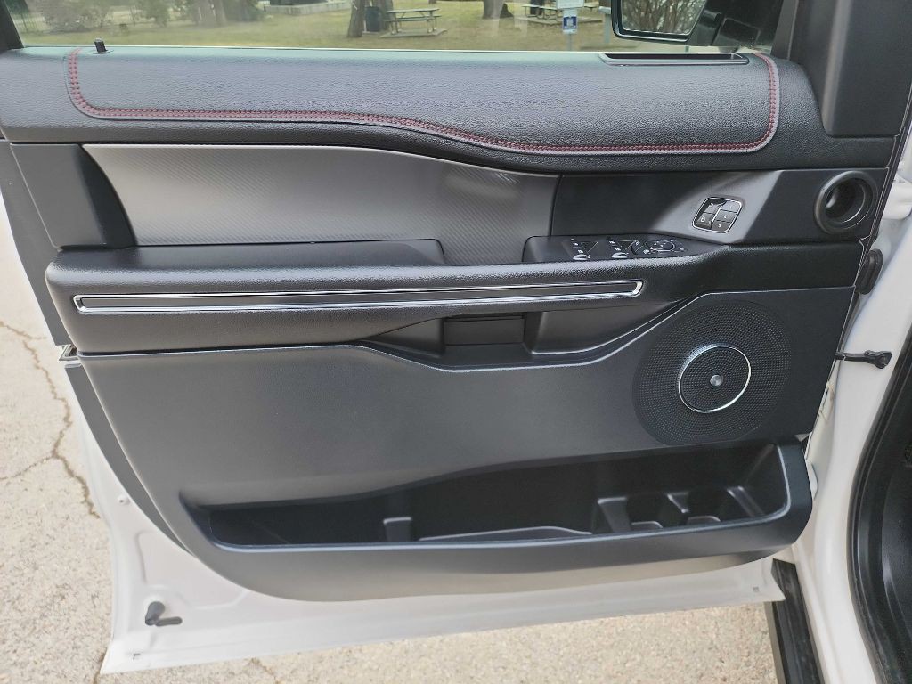 2019 Ford Expedition Image 12