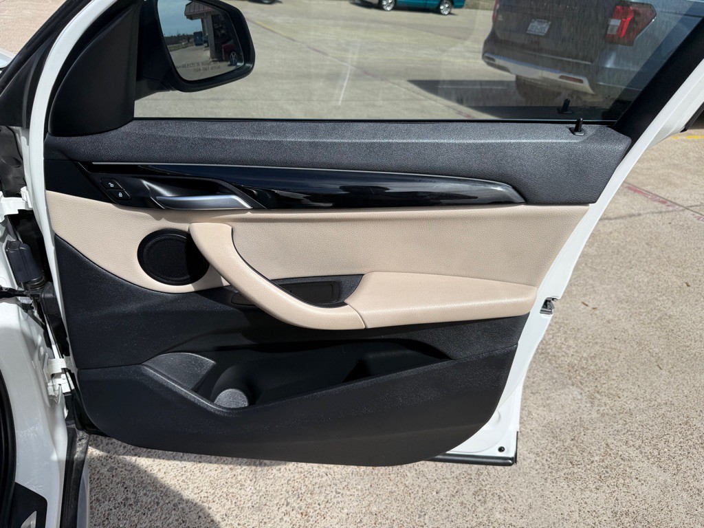 2020 BMW X1 Image 25