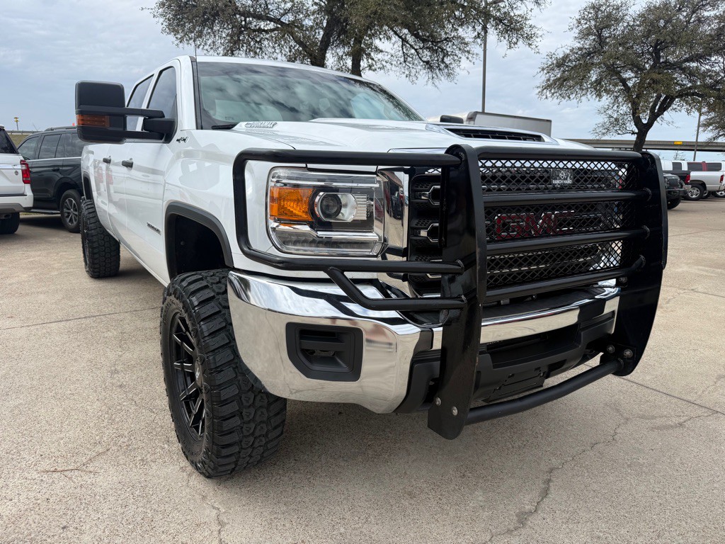 2019 GMC Sierra Image 1