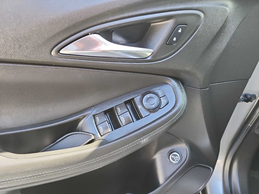 2023 Buick Enclave Image 13